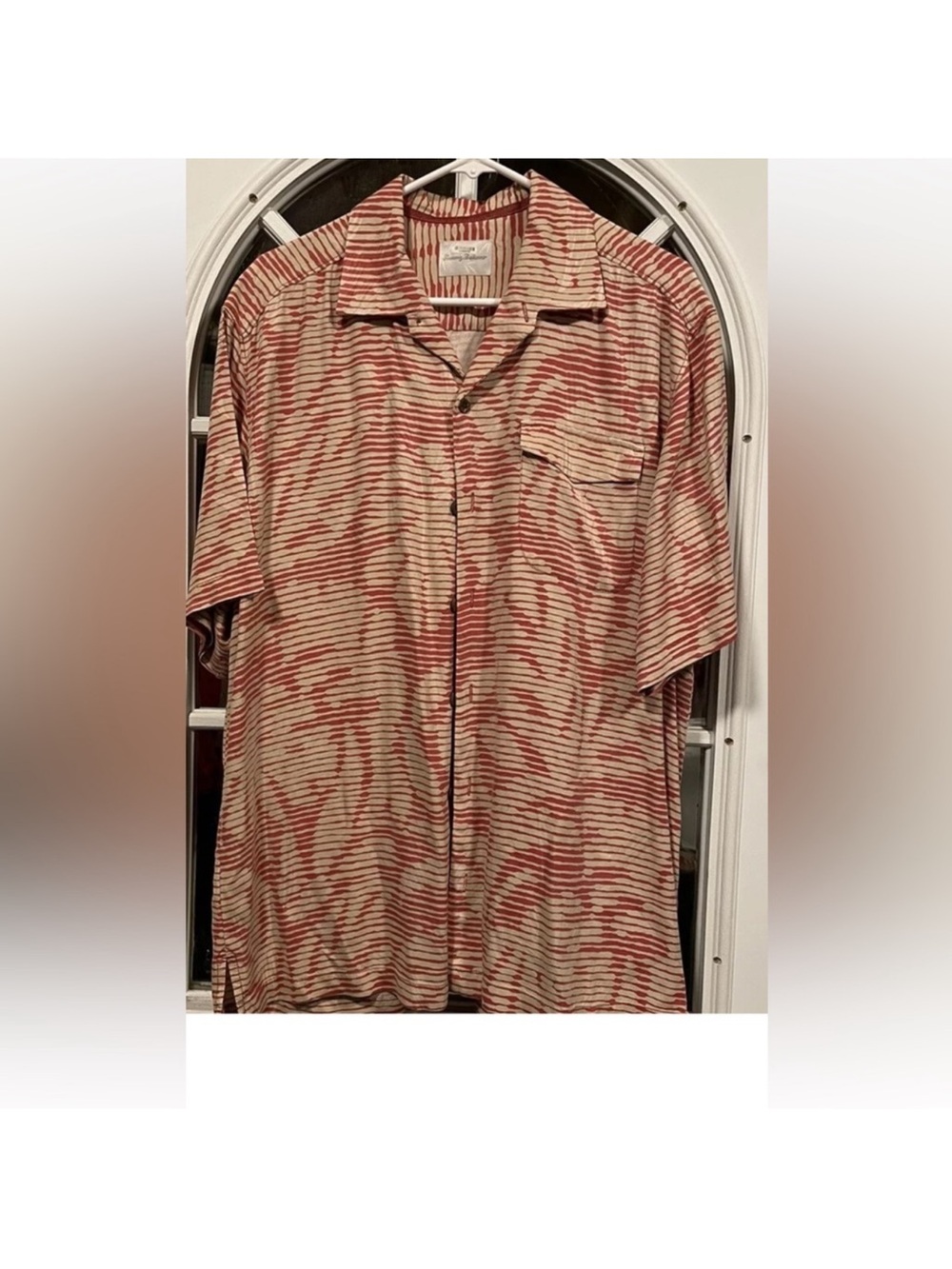 Tommy Bahama VTG 100% Silk Button Shirt Mens L Short Sleeve Tropical Resort